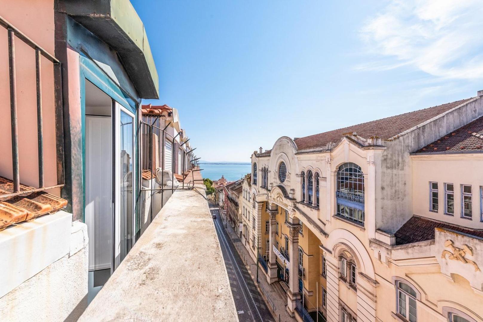 Guestready - Porta De Alfama, For Up To 6 Guests! Daire Lisboa Dış mekan fotoğraf